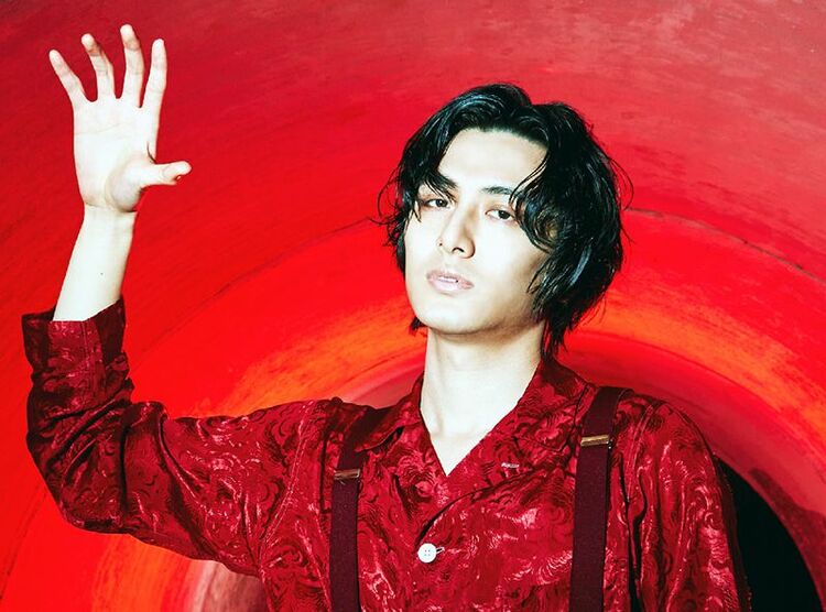  藤井風の大学はどこ？英語が話せるのはなぜ？生い立ちや学歴を調査